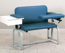 6000X-FD Clinton Extra-Wide Blood Draw Chair 